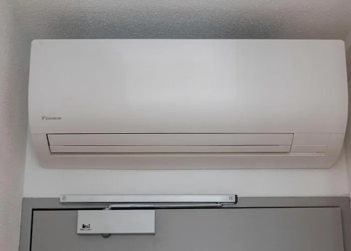 Domaine Du Chateau Parc Ducup Hotel *